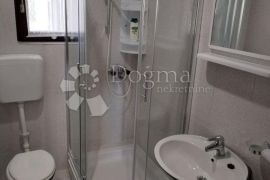 MURTER - APARTMANSKA KUĆA 500m OD MORA, Murter, Ev