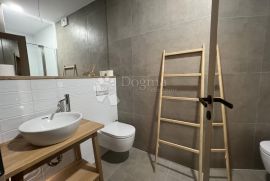 Luxury B&B u srcu Pulske jezgre - NOVOGRADNJA, Pula, House