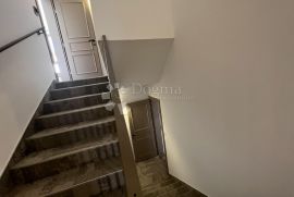 Luxury B&B u srcu Pulske jezgre - NOVOGRADNJA, Pula, House