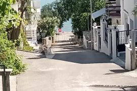 BILICE KUĆA 50 METARA OD PLAŽE, Šibenik - Okolica, Famiglia