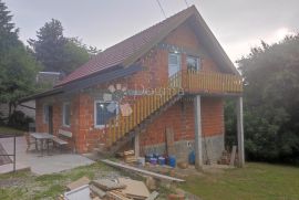 OBITELJSKA KUĆA 150 m2 - KRAVARSKO - OKOLICA V. GORICE, Kravarsko, Famiglia