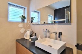 Luksuzan stan 217 m2 s pogledom na more, Rijeka, Appartment