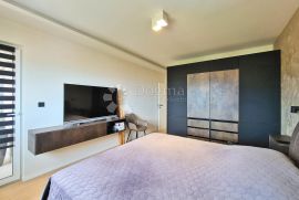 Luksuzan stan 217 m2 s pogledom na more, Rijeka, Appartment