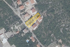 GRAĐEVINSKO ZEMLJIŠTE 738 m² S POGLEDOM NA MORE, Crikvenica, Terreno