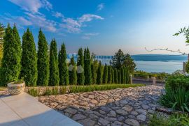 VILLA SA PANORAMSKIM POGLEDOM (CRIKVENICA), Crikvenica, Casa