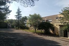 ŠIBENIK BILICE POSLOVNI PROSTOR OD 2200 M2 NA TERENU OD 12.266 M2, Šibenik - Okolica, Gewerbeimmobilie