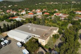 ŠIBENIK BILICE POSLOVNI PROSTOR OD 2200 M2 NA TERENU OD 12.266 M2, Šibenik - Okolica, Gewerbeimmobilie