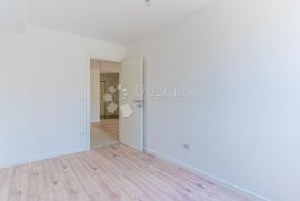 Luksuzni apartman sa terasom  i garažom u Cresu, Cres, Appartment