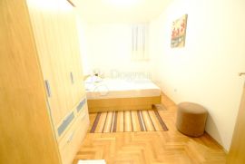 Apartman s okućnicom blizu mora, Dobrinj, Wohnung