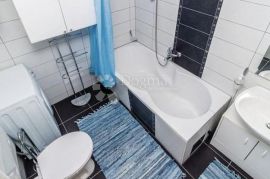 Apartman s okućnicom blizu mora, Dobrinj, Flat