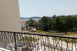 VODICE STAN U KUĆI NA ATRAKTIVNOJ LOKACIJI SA PREKRASNIM POGLEDOM S2, Vodice, Kuća