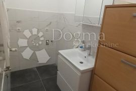 PRILIKA! Novogradnja Zaprešić 2000€/m2 (garaža,vrt,parking), Zaprešić, Διαμέρισμα