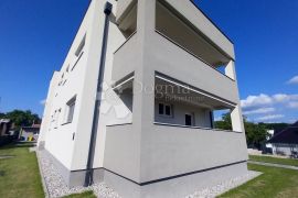 PRILIKA! Novogradnja Zaprešić 2000€/m2 (garaža,vrt,parking), Zaprešić, شقة