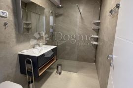 MEDULIN- Luksuzan penthouse sa pogledom na more! Novogradnja!, Medulin, Kвартира