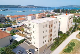 TROGIR (SEGET DONJI) -  PENTHOUSE NOVOGRADNJA 4. KAT (B13), Seget, Appartment