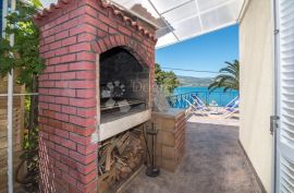 Villa prvi red uz more - TROGIR, Trogir, Ev