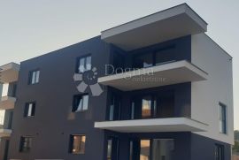 OTOK KRK-Eksluzivan Penthouse s pogledom na more i dva parking mjesta!, Krk, Appartamento