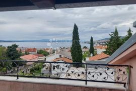 Selce apartman sa pogledom na more, Crikvenica, شقة