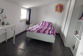 Selce apartman sa pogledom na more, Crikvenica, شقة