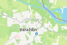 U blizini Varaždina, kuća sa tri odvojena stana, Gornji Kuršanec, Varaždin, Дом