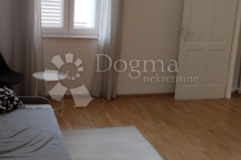 Turnić, stan za najam 2S+Db, Rijeka, Appartment