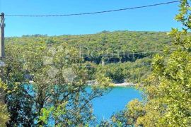 RIJETKOST NA TRŽIŠTU, KUĆA 20 KORAKA OD PLAŽE!, Marčana, House