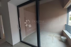 Novogradnja Veli Vrh stan 74 m2 (Uporabna dozvola), Pula, شقة