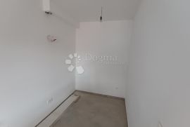 Novogradnja Veli Vrh s gotovom dokumentacijom, Pula, Appartment