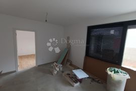 Novogradnja Veli Vrh s gotovom dokumentacijom, Pula, Appartment