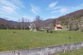 Kuća i građ.zemljište u srcu PPVelebit - Jadovno PRILIKA, Gospić - Okolica, Casa