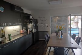 PREDIVAN KOMFORAN STAN 89 m2 - D. DUBRAVA, Zagreb, Daire