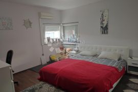 PREDIVAN KOMFORAN STAN 89 m2 - D. DUBRAVA, Zagreb, Daire