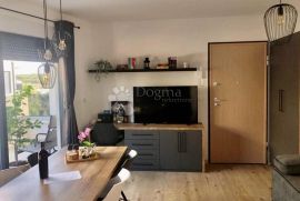 Predivan stan na 80m od mora, Medulin, Appartment