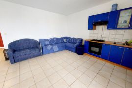 HITNA PRODAJA! APARTMAN MALINSKA, BLIZINA MORA, Malinska-Dubašnica, Kвартира