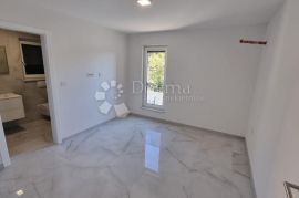 EKSKLUZIVNA novogradnja Crikvenica 30m od mora, Crikvenica, Wohnung