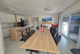 BRIBIR - APARTMAN 1 S BAZENOM, Vinodolska Općina, Kвартира