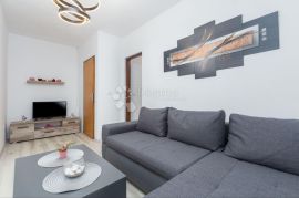 Istra - kuća s 5 apartmana u blizini Poreča, Poreč, Ev