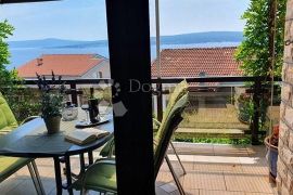 ODLIČNA APARTMANSKA KUĆA U DRAMLJU, Crikvenica, Σπίτι