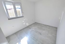 STAN UZ MORE-SRIMA- 62m2!!!, Vodice, Appartment