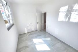 STAN UZ MORE-SRIMA- 62m2!!!, Vodice, Appartment