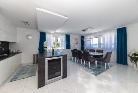 LUKSUZNA novogradnja Crikvenica 30m od mora, Crikvenica, Wohnung