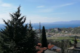 Škurinje - lijepa etaža sa garažom i pogledom, Rijeka, Kвартира