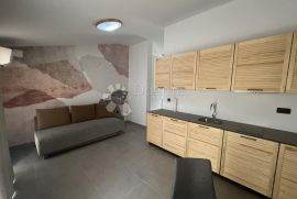 Apartmanska kuća u srcu stare Pulske jezgre - NOVOGRADNJA, Pula, Ev