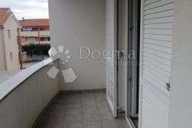 ČIŽIĆI APARTMAN U VISOKOM POTKROVLJU, Dobrinj, Appartamento