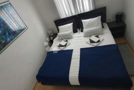 NOVI VINODOLSKI - 2 APARTMANA 400 METARA OD MORA, Novi Vinodolski, Stan