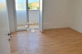 APARTMAN S BAZENOM MALINSKA, Malinska-Dubašnica, Stan