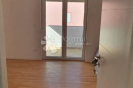 APARTMAN S BAZENOM MALINSKA, Malinska-Dubašnica, Appartement