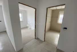 Novogradnja na lijepoj lokaciji!, Ližnjan, Appartement