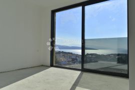 PENTHOUSE S PANORAMSKIM POGLEDOM NA MORE - GRAD KRK, Krk, شقة