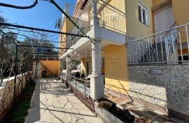 BILICE (ŠIBENIK) –APARTMANSKA KUĆA 100 M OD MORA, Šibenik - Okolica, Maison